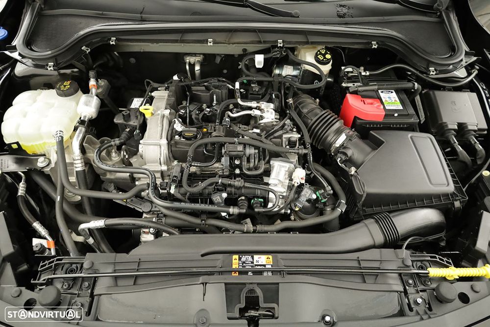 Ford Focus 1.0 EcoBoost MHEV ST-Line X - 24