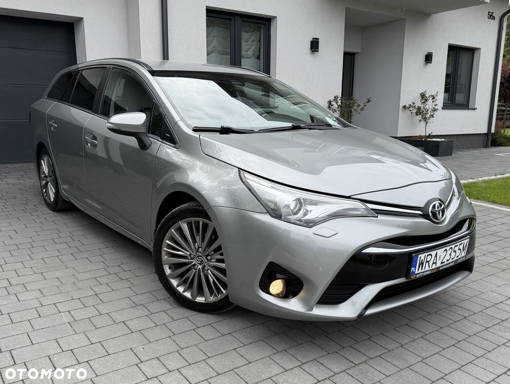 Toyota Avensis Touring Sports 1.8 Business Edition - 3