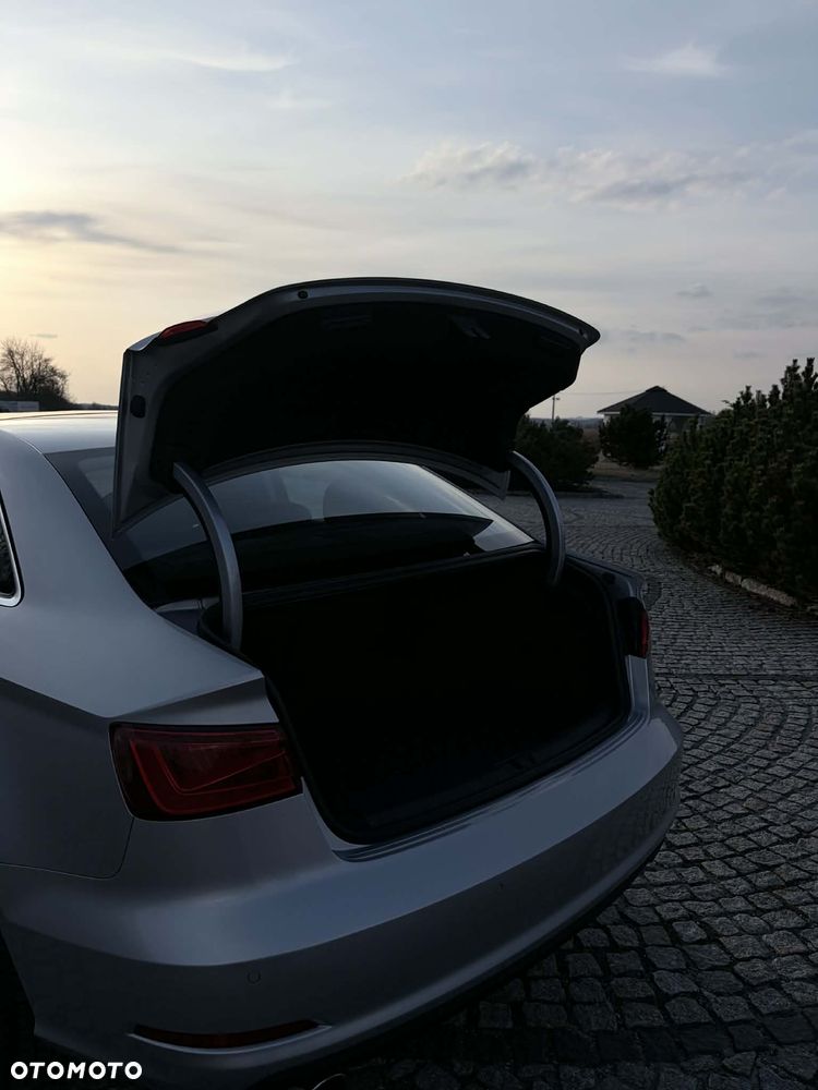 Audi A3 Limousine 2.0 TFSI quattro S tronic design - 5