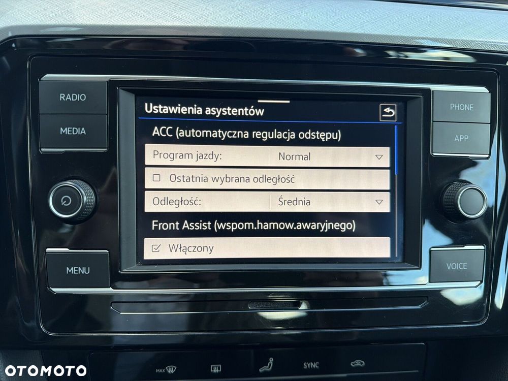 Volkswagen Passat Variant - 30