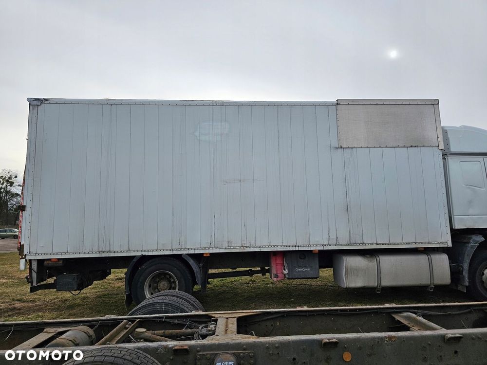 KONTENER ZABUDOWA PAKA SKRZYNIA MAGAZYN 7,7 m MERCEDES ATEGO DAF CF 65 MAN TGL VOLVO FH 6 - 7
