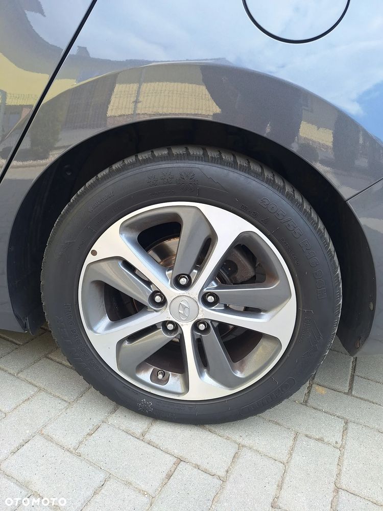 Hyundai i30 1.6 CRDi BlueDrive Go - 16