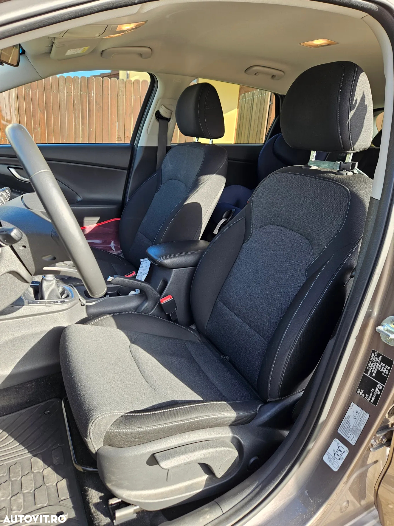 Hyundai i30 1.5 T-GDI 160CP MHEV 5DR M/T Highway - 6