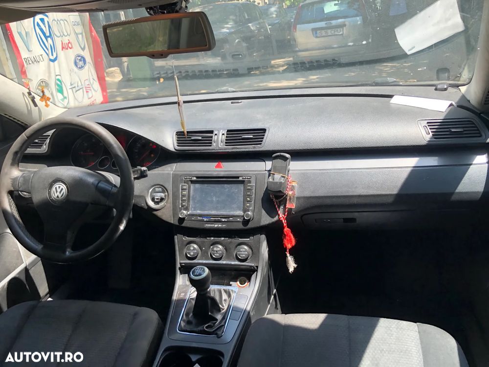 Dezmembrez VW Volkswagen Passat B6 berlina negru BLS - 5