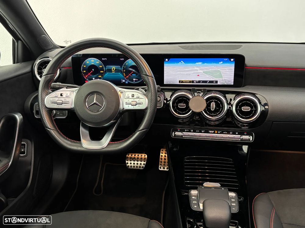 Mercedes-Benz A 250 Limousine - 13