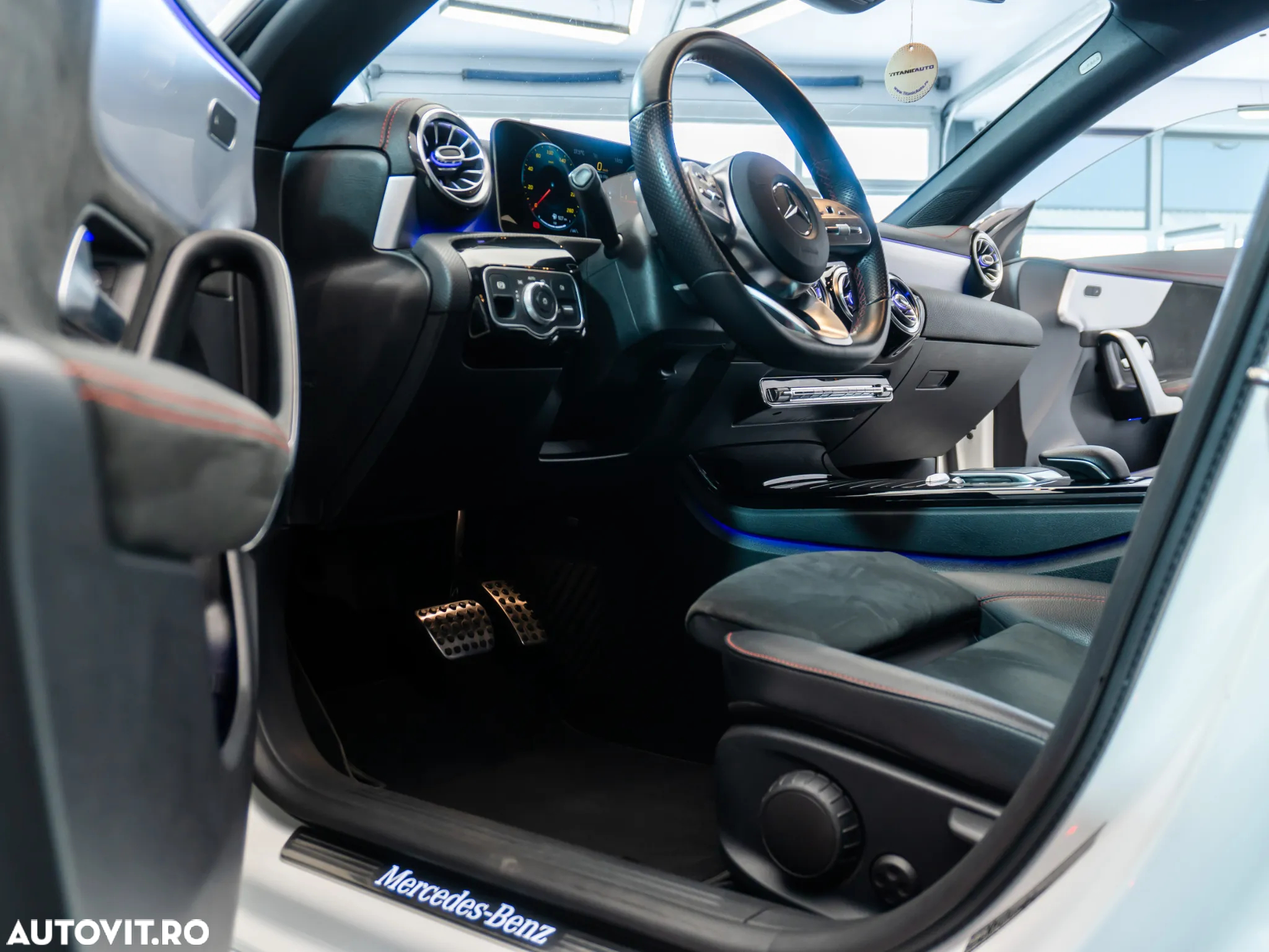 Mercedes-Benz CLA 180 d 7G-DCT AMG Line - 18
