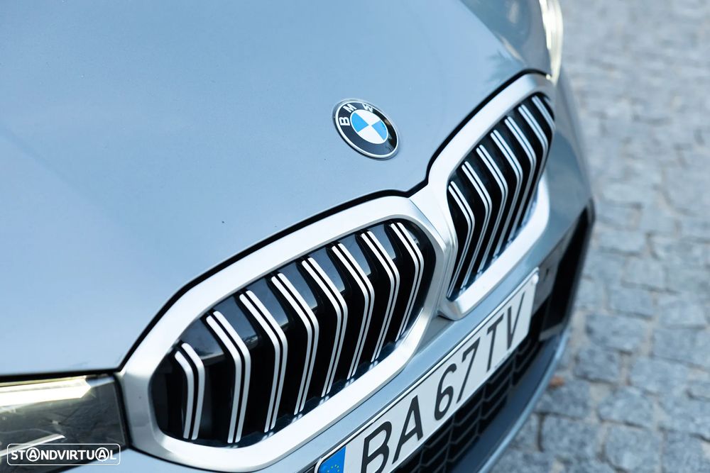 BMW 320 2023 photo 5