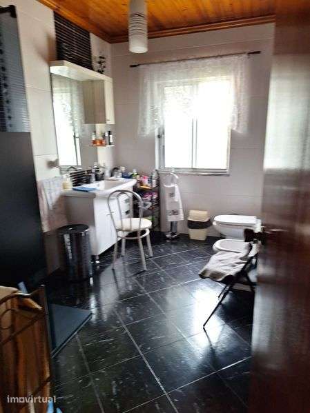 Moradia ampla em Castelo Branco - Faial - Grande imagem: 2/12