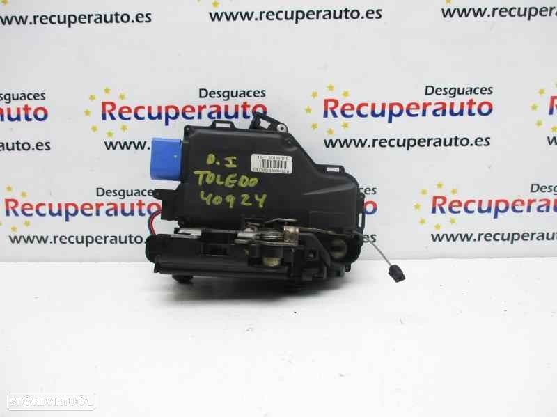 FECHADURA PORTA FRONTAL ESQUERDA SEAT ALTEA 2005 -3D1837015 - 2