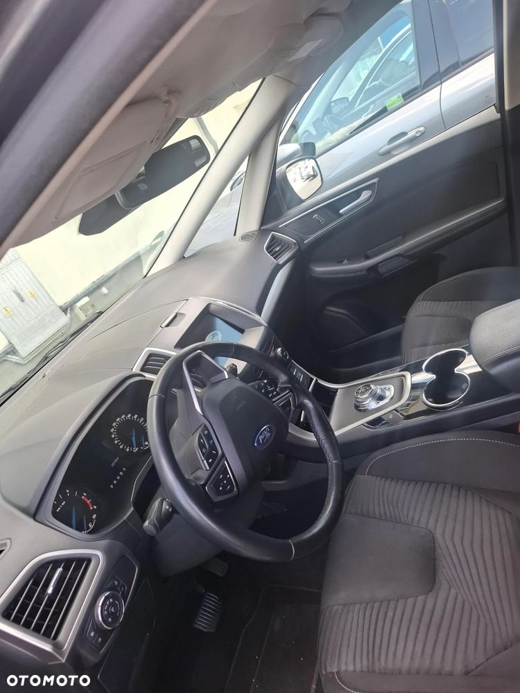 Ford S-Max - 8