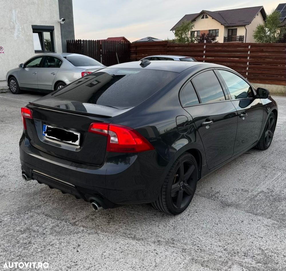 Volvo S60 D3 Geartronic RDesign - 4