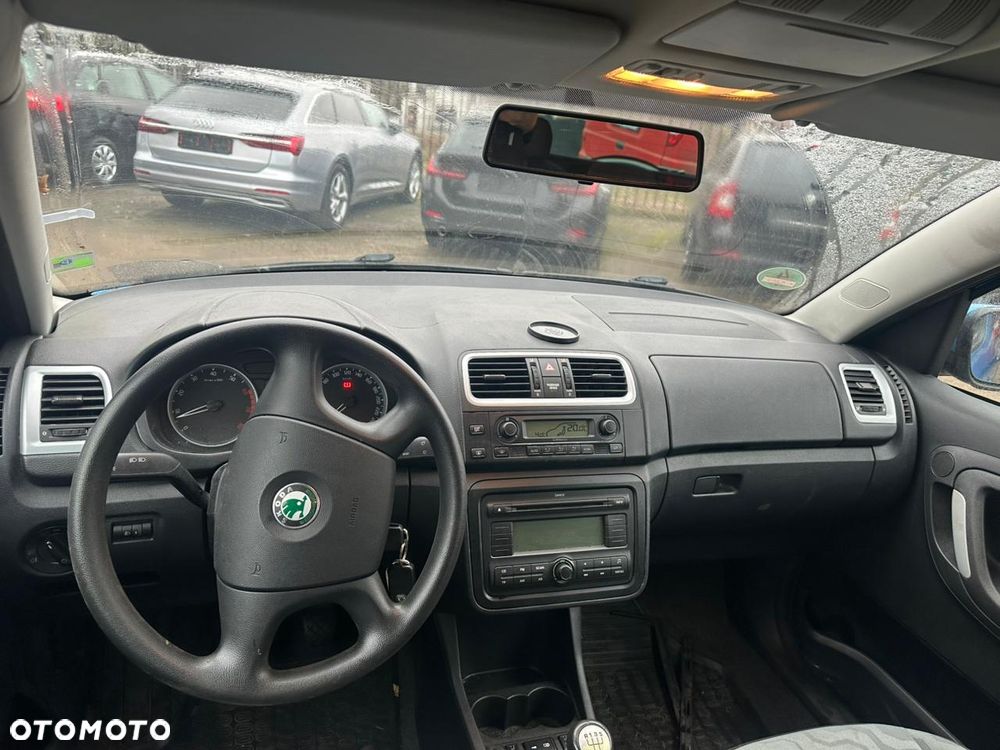 Skoda Roomster 1.6 16V - 8