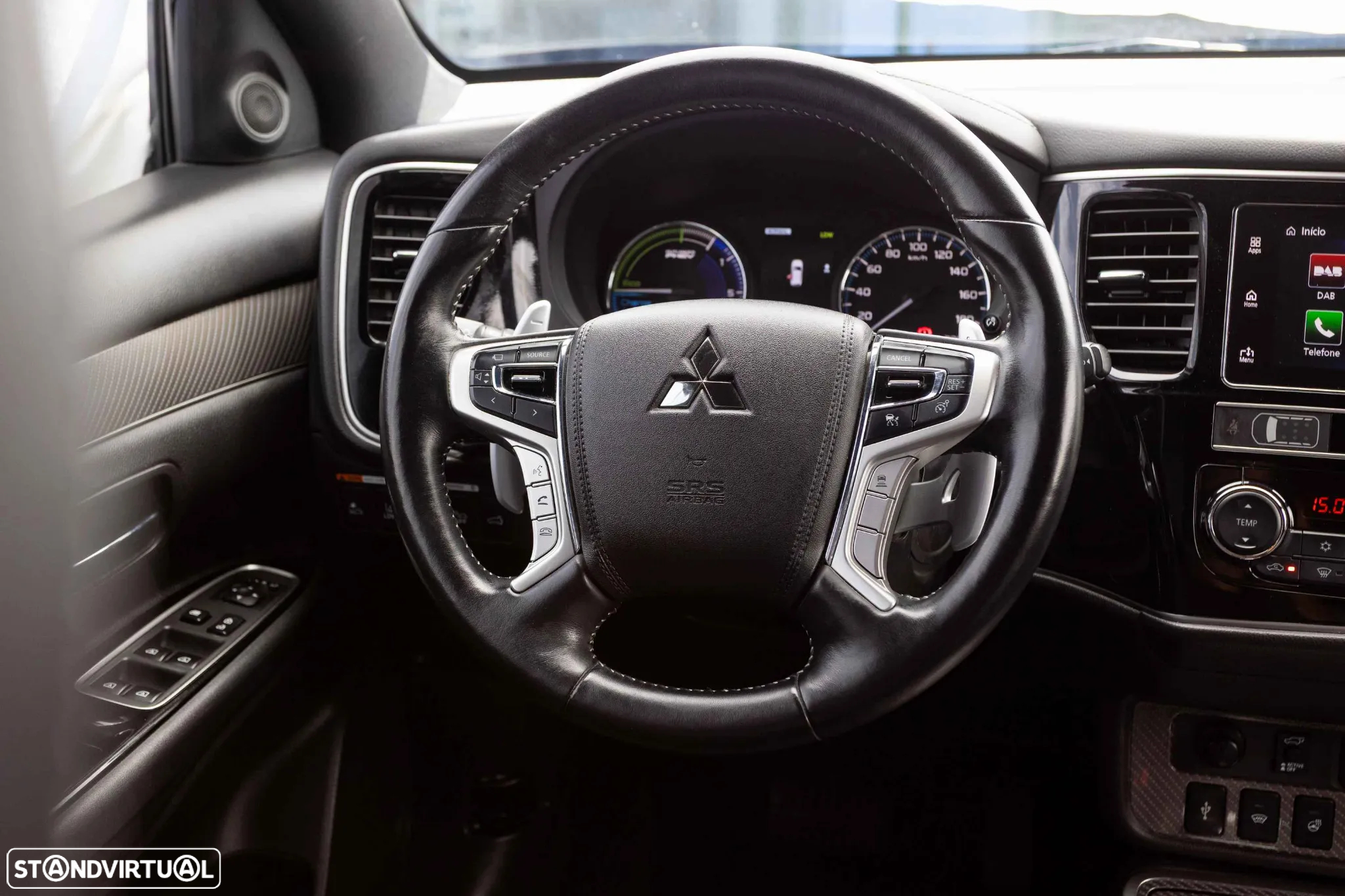 Mitsubishi Outlander 2.0 PHEV Instyle - 28