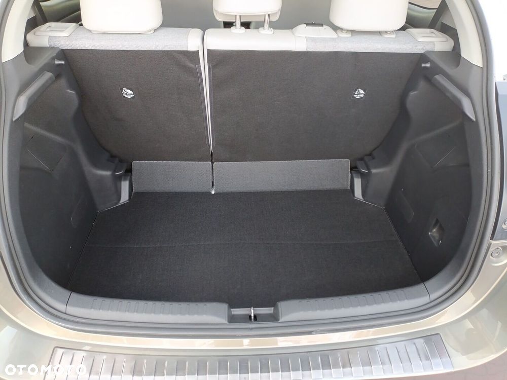 Toyota Yaris 1.5 Selection Elegant - 22