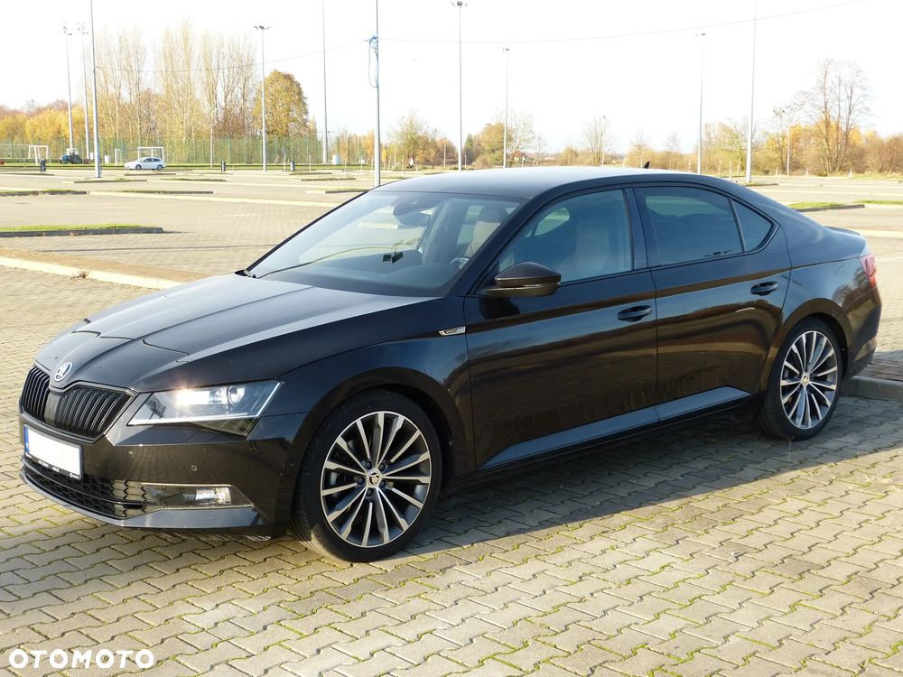 Skoda Superb 1.8 TSI Sportline - 1