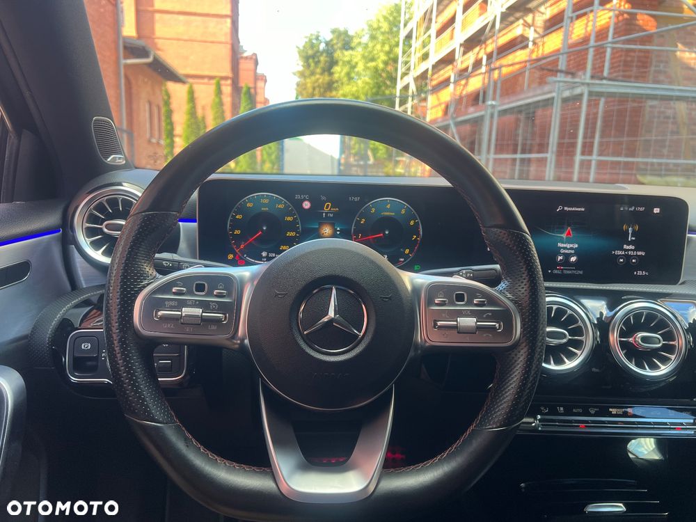 Mercedes-Benz Klasa A 200 AMG Line 7G-DCT - 11