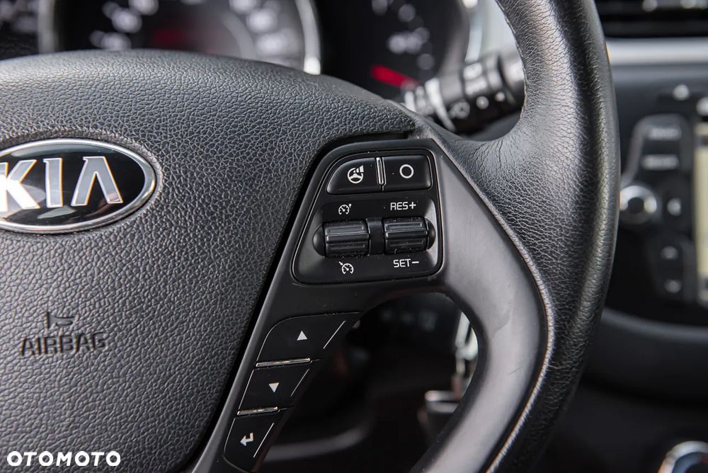 Kia Ceed 1.6 GDI Platinum Edition - 19