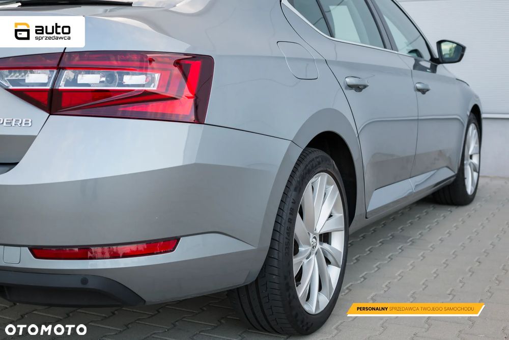 Skoda Superb 2.0 TDI Style DSG - 16