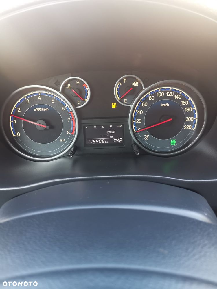 Suzuki SX4 1.6 VVT 4x4 Style - 12