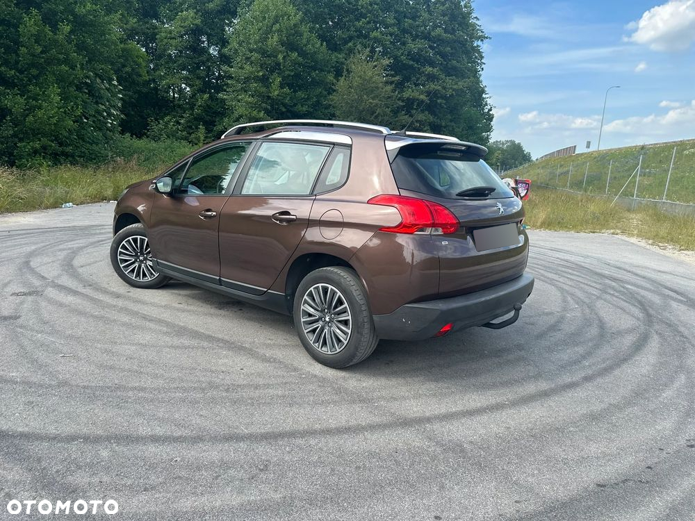 Peugeot 2008 1.2 VTi/Pure Tech Active - 4