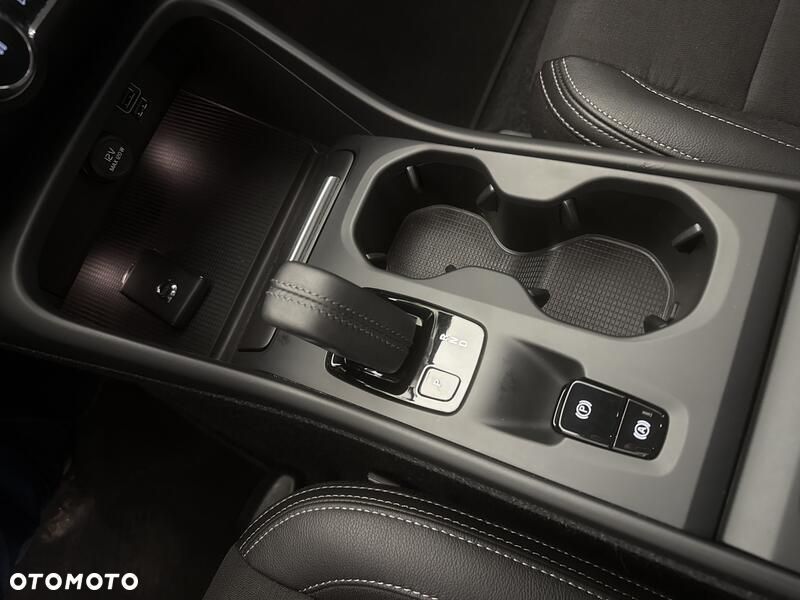 Volvo XC 40 T4 Momentum Pro - 18