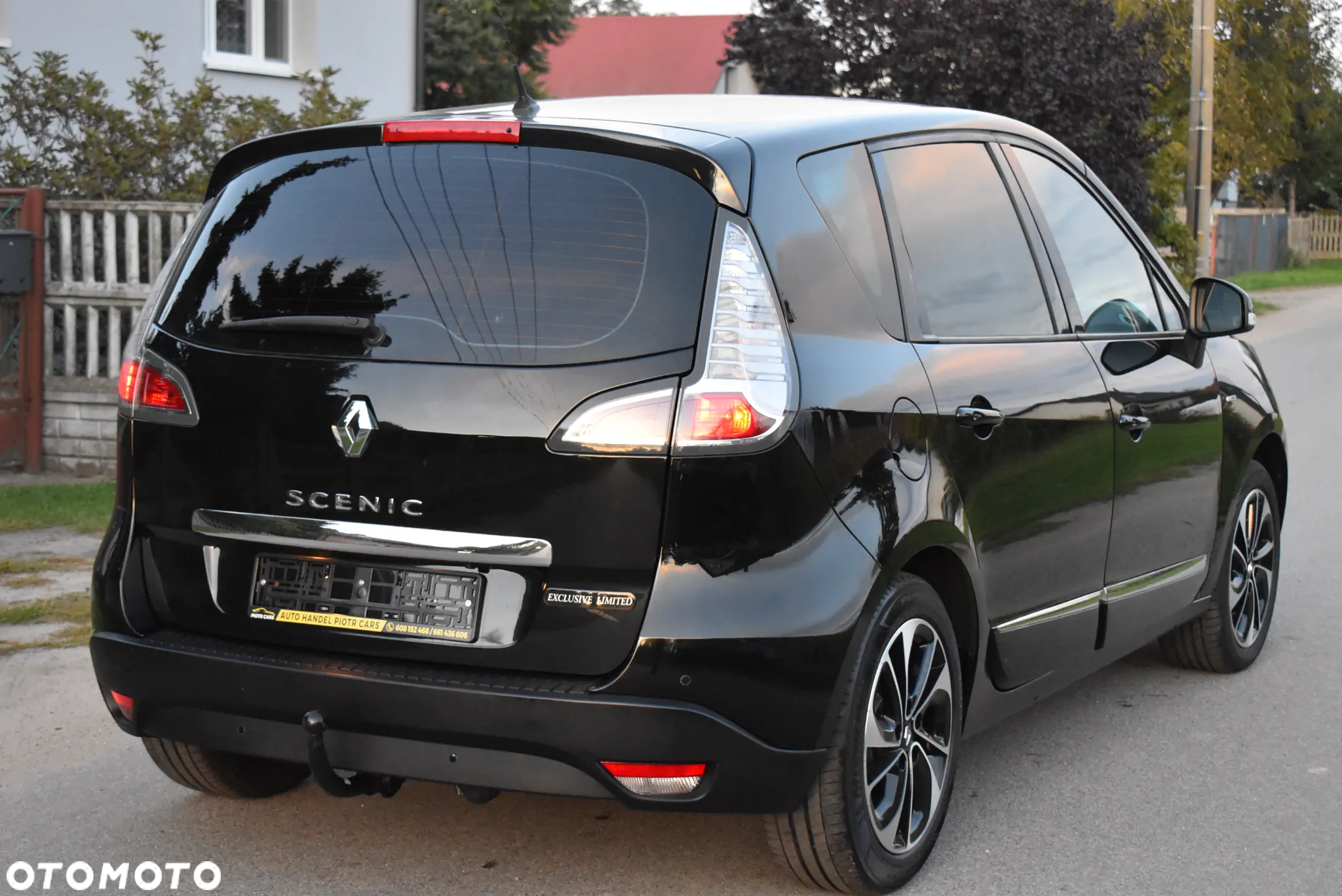 Renault Scenic ENERGY TCe 130 S&S Xmod Bose Edition - 11