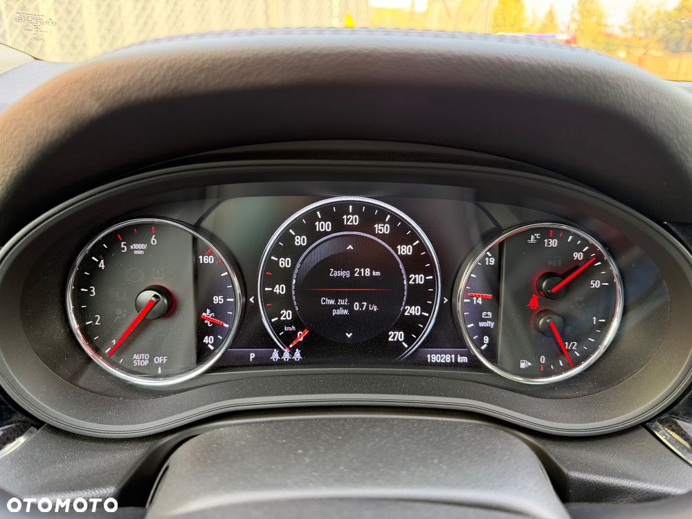 Opel Insignia - 24