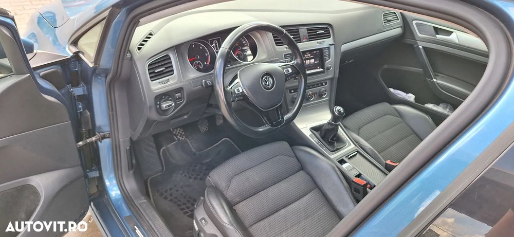 Volkswagen Golf 1.6 TDI DPF BMT Comfortline - 7