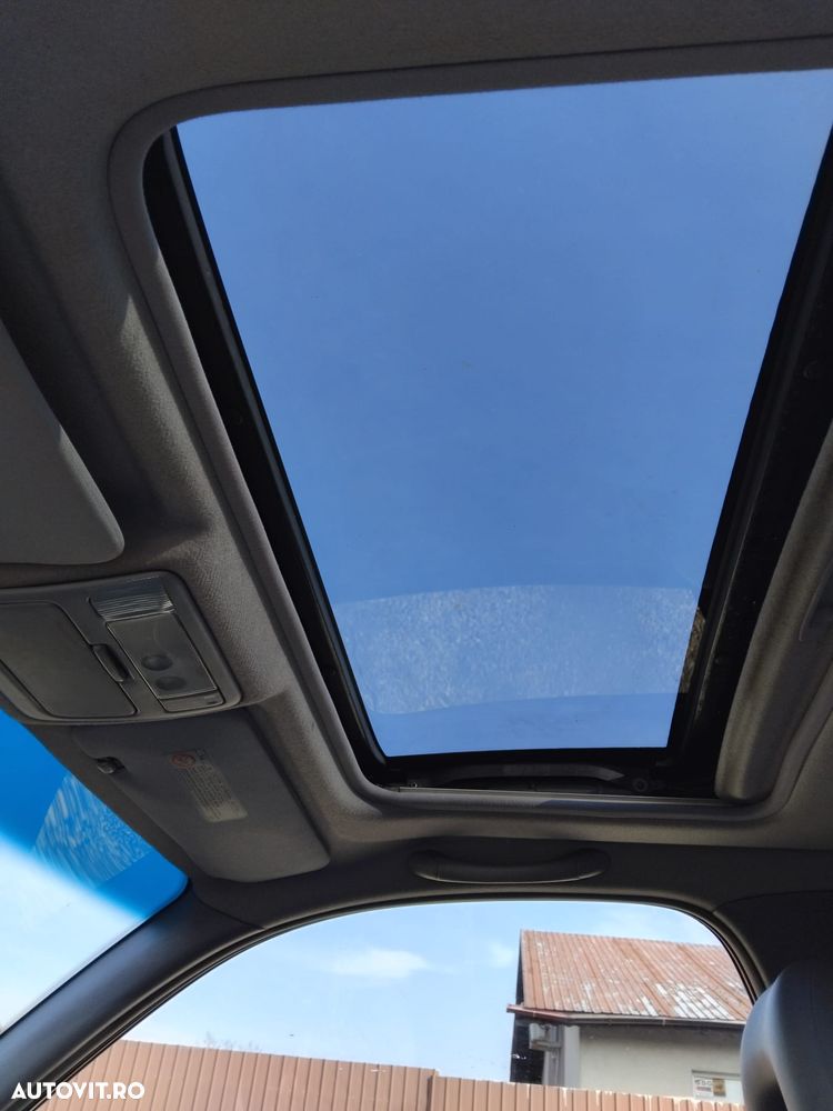 Toyota RAV4 2.0 Aut Sol - 19