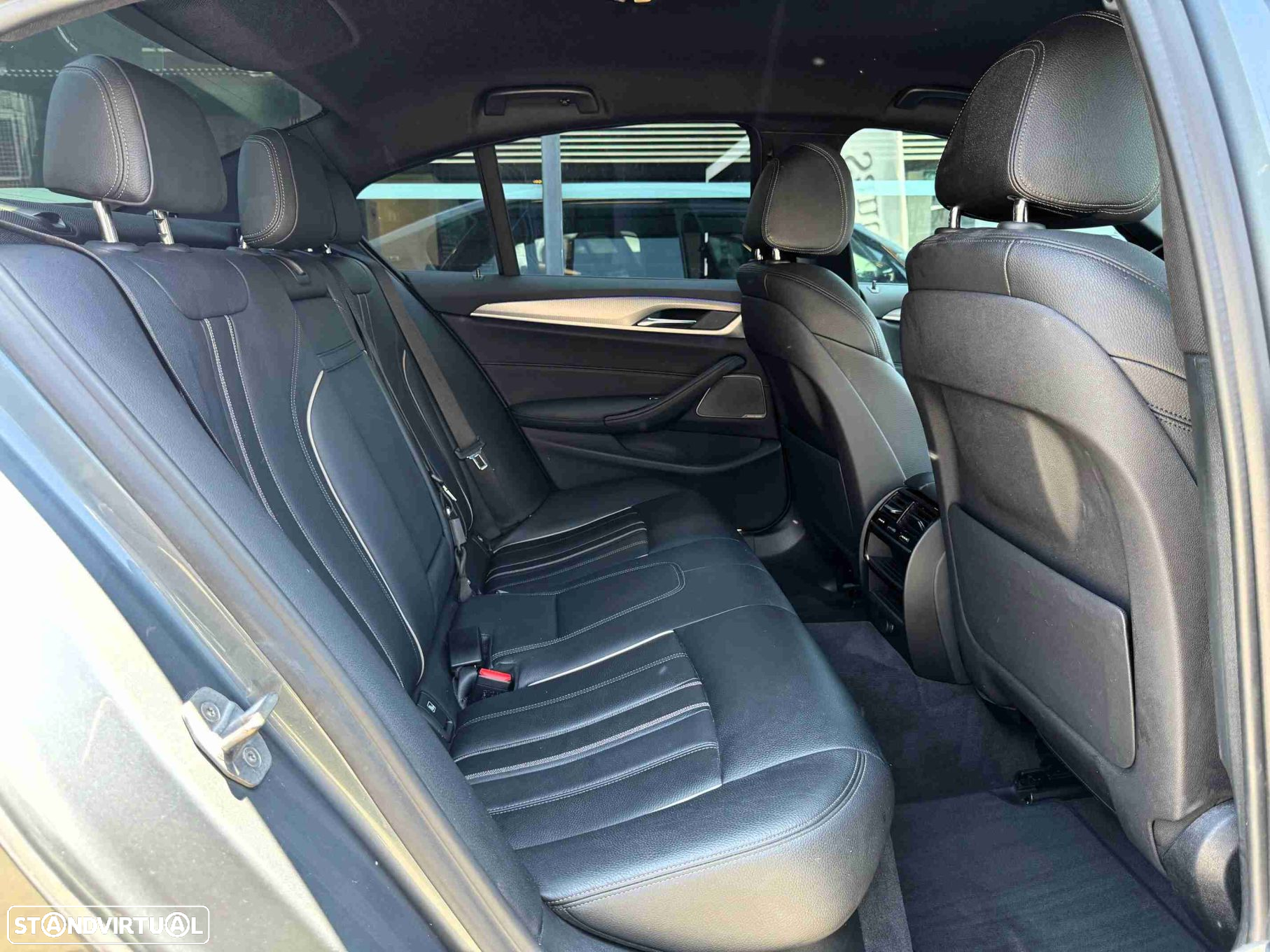 BMW 530 e iPerformance Pack M - 19