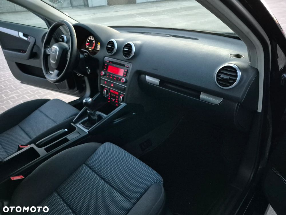 Audi A3 Sportback 1.8 TFSI S line Sportpaket (plus) - 12