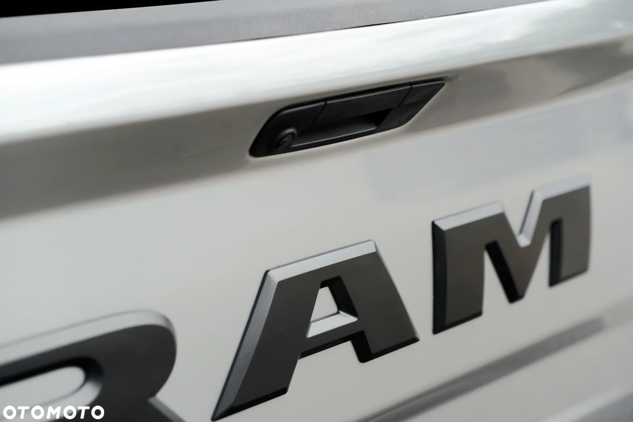 RAM 1500 - 13