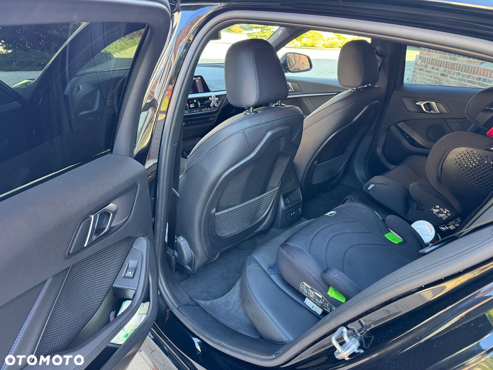 BMW Seria 1 120d M Sport - 26