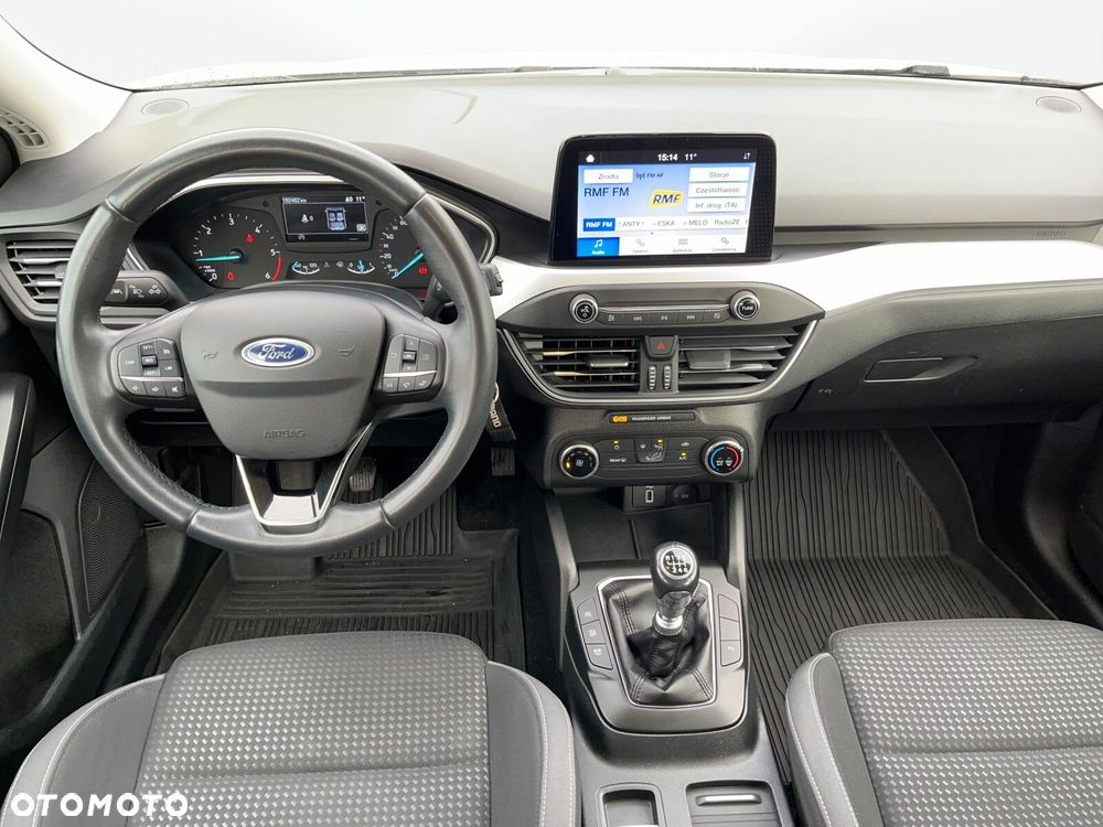 Ford Focus - 16