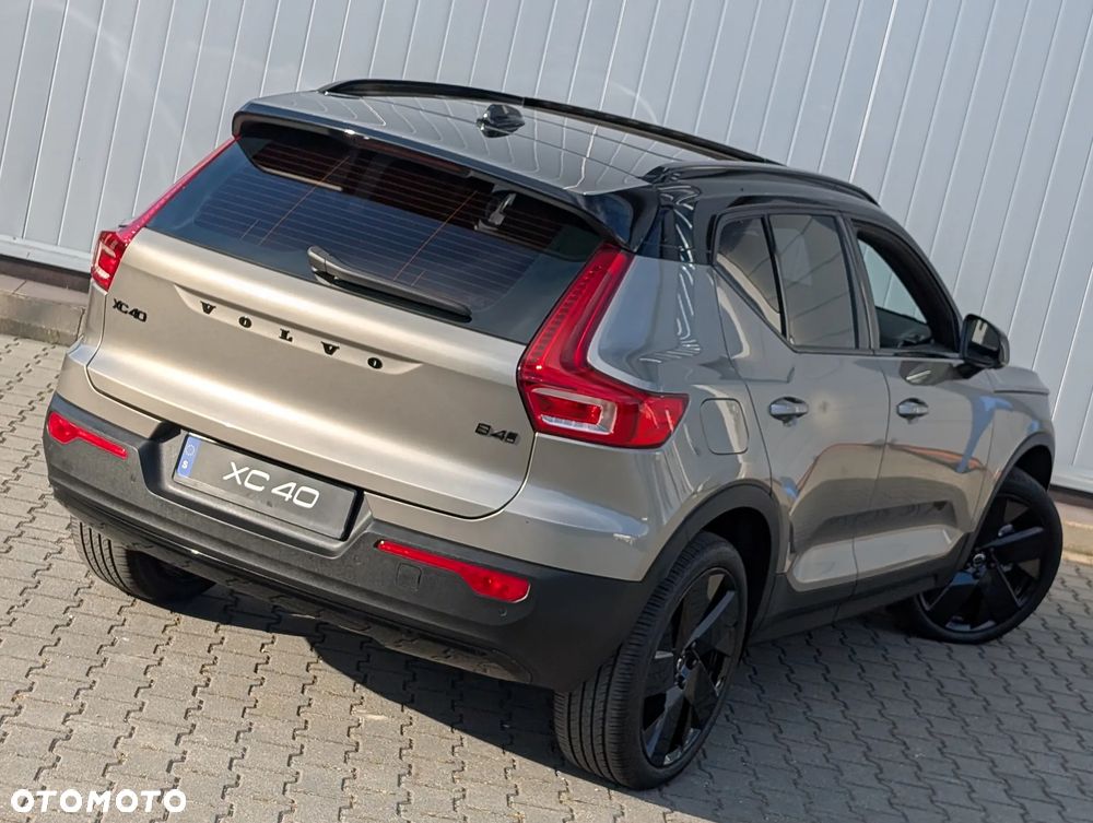Volvo XC 40 B4 B AWD R-Design - 7