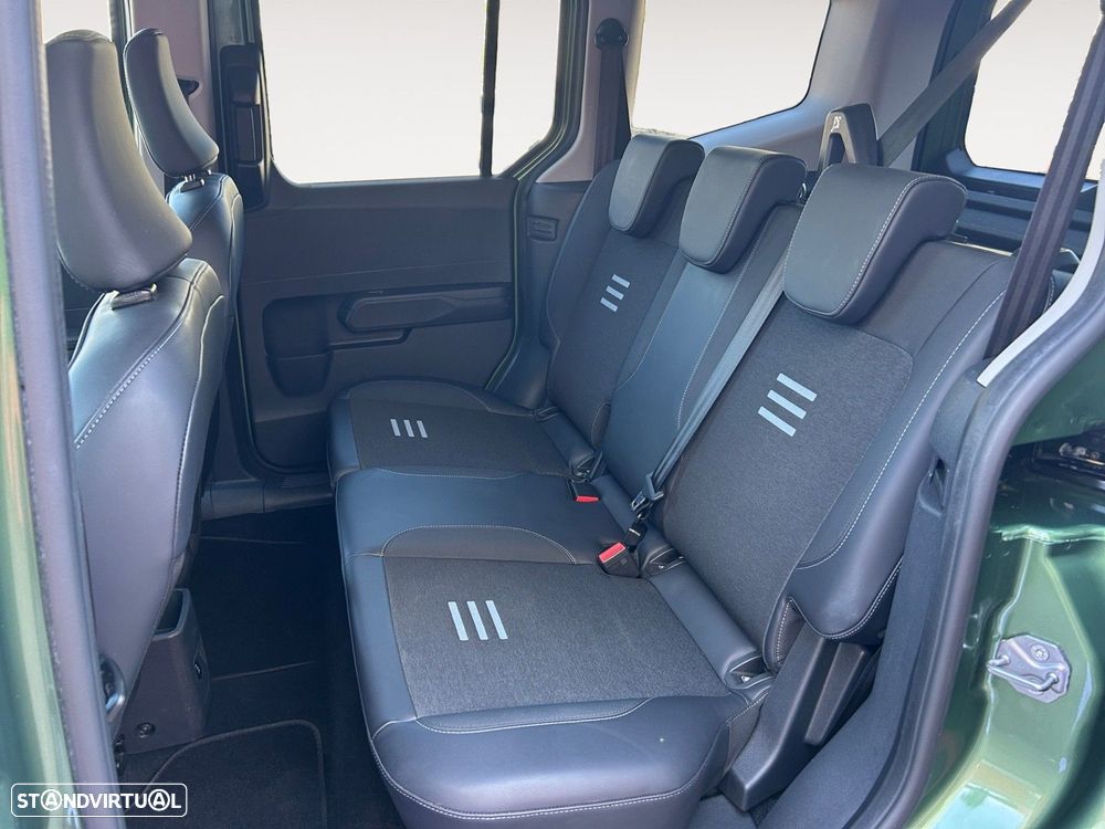Ford Tourneo Courier 1.0 EcoBoost Titanium DCT - 13