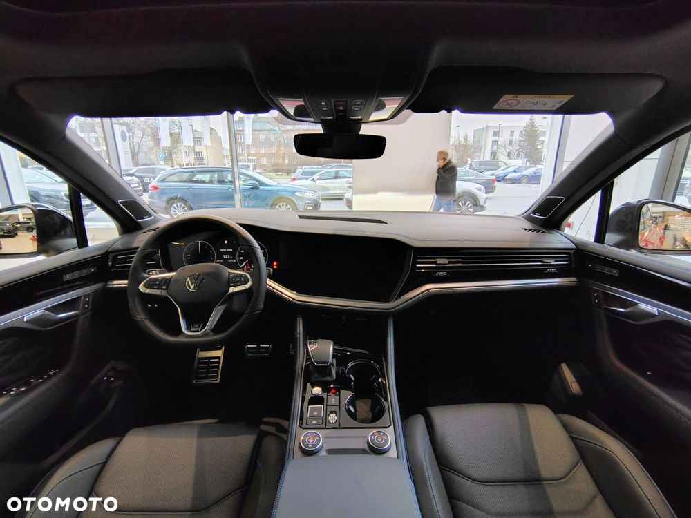 Volkswagen Touareg - 31