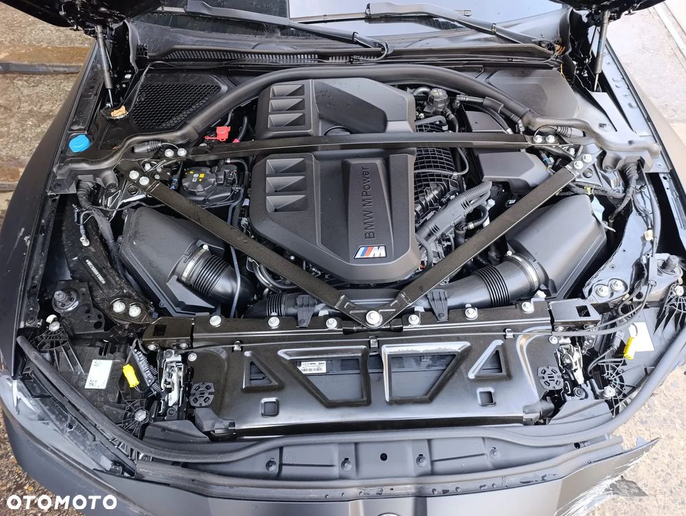 BMW M3 Competition M xDrive - 11