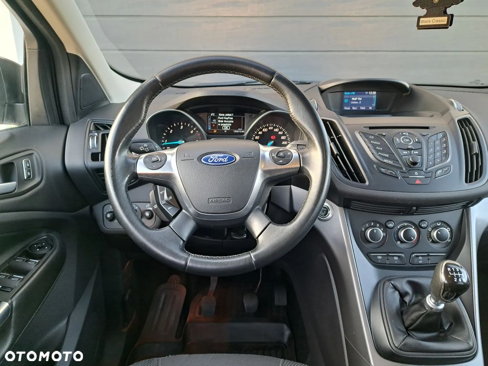 Ford Kuga - 14