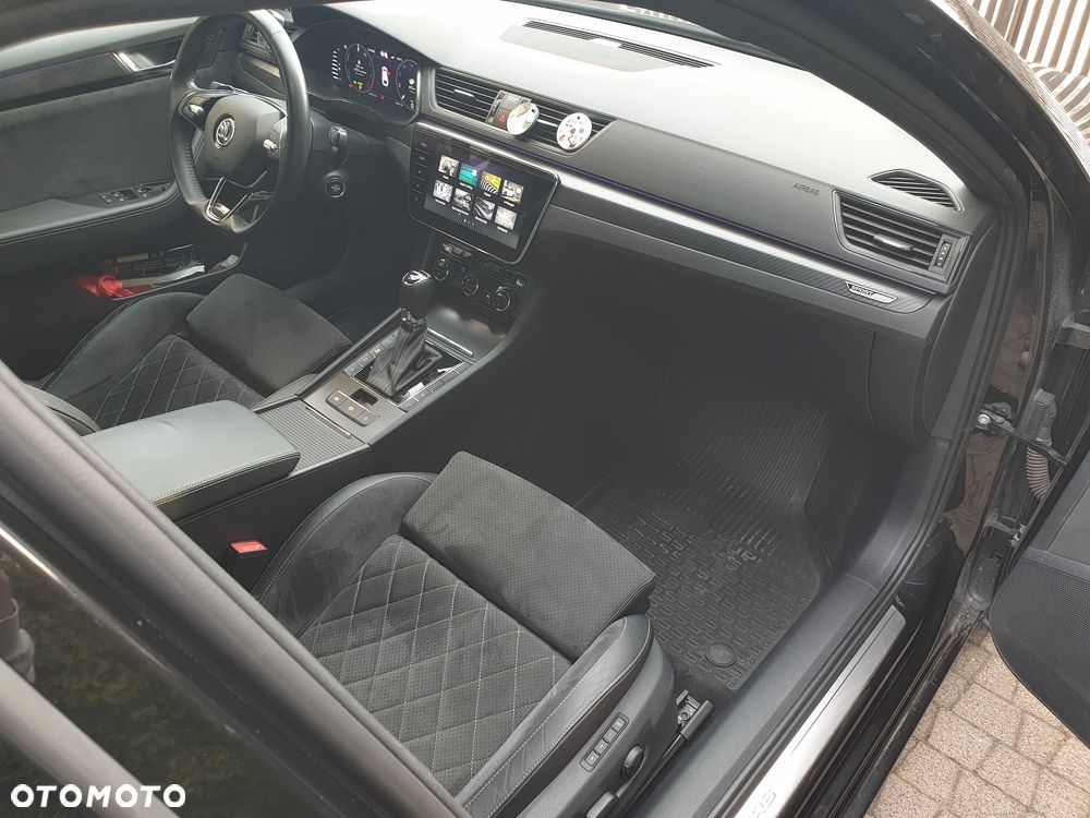 Skoda Superb 1.4 TSI Plug-In Hybrid Sportline DSG - 15