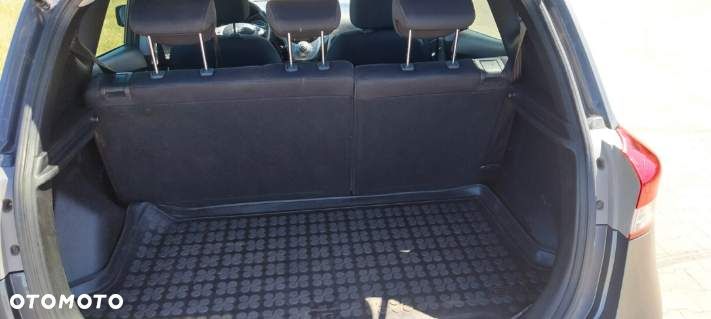 Hyundai ix20 1.4 CRDi Classic + - 6