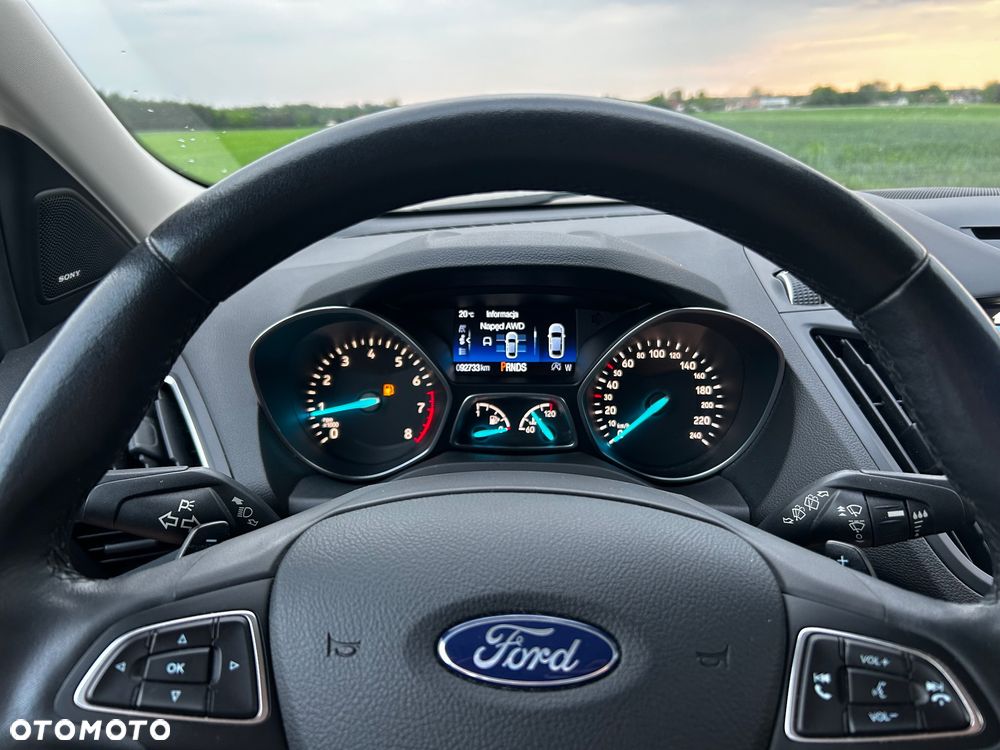 Ford Kuga 1.5 EcoBoost 4WD Titanium - 27