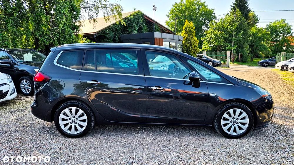 Opel Zafira - 9