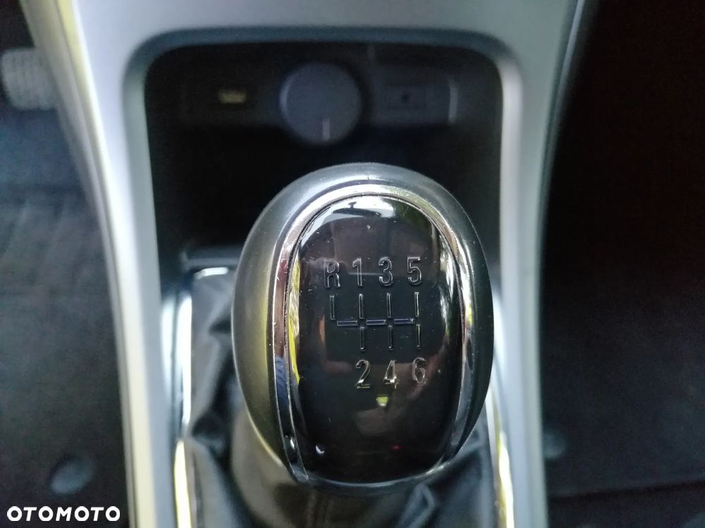 Opel Astra 1.4 Turbo - 12