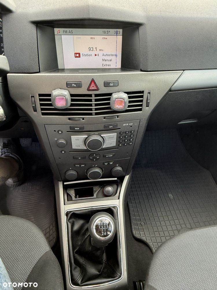 Opel Astra - 8