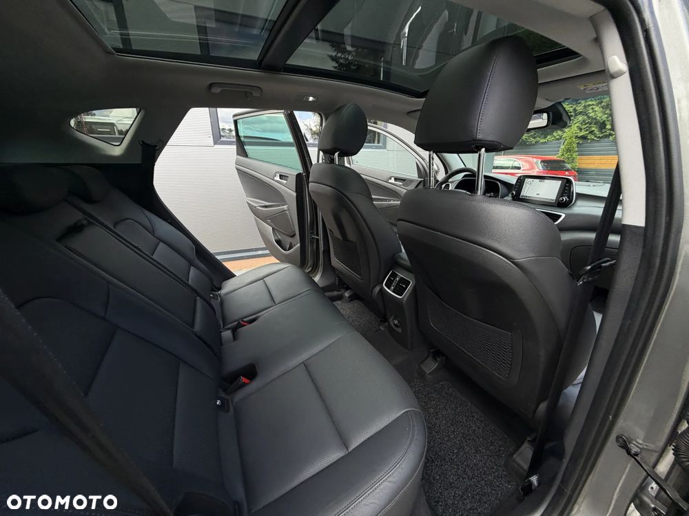 Hyundai Tucson 2.0 CRDI 4WD Automatik Premium - 17