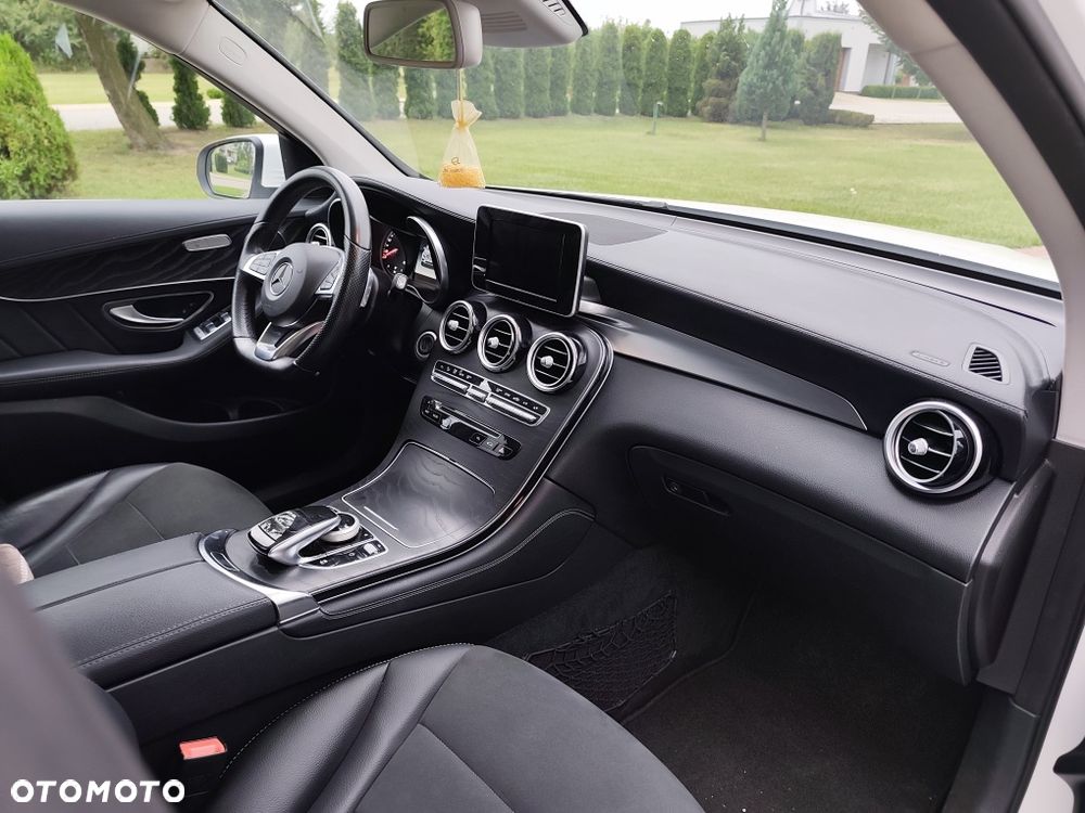 Mercedes-Benz GLC - 8
