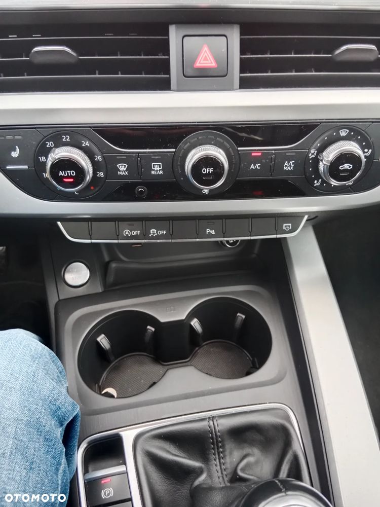 Audi A4 Avant 2.0 TDI - 19