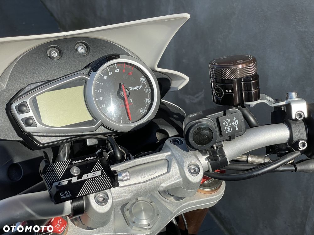 Triumph Speed Triple - 15