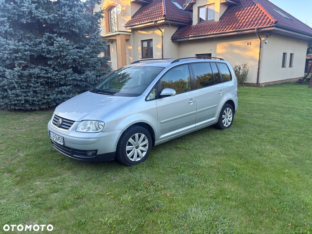Volkswagen Touran - 2